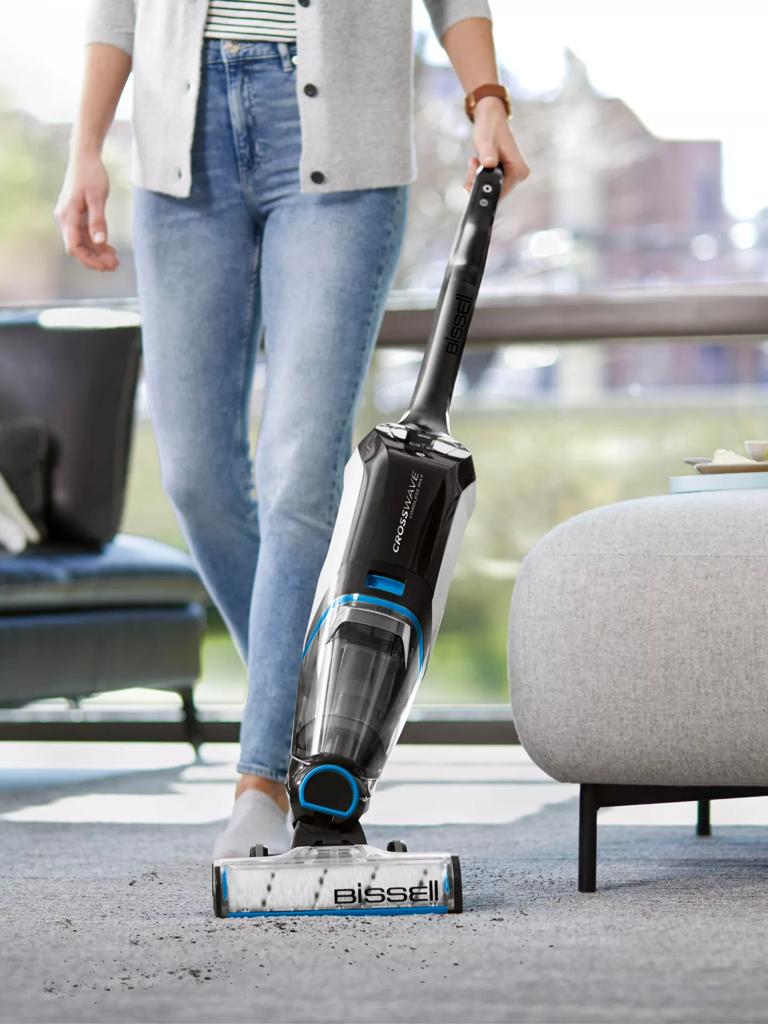 Bissell CrossWave Cordless Pro Multi-Surface Wet Dry Vacuum
